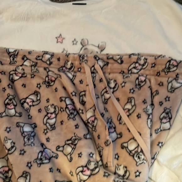 Winnie the Pooh pajamas sz XXL - Picture 3 of 11